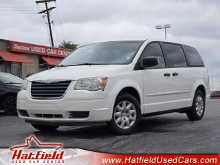 2008 Chrysler Town & Country Lx