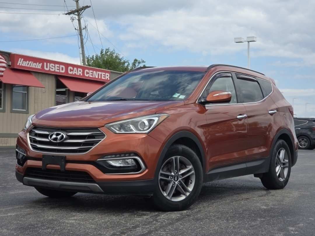 2017 Hyundai Santa Fe Sport 2.4L - Image 2