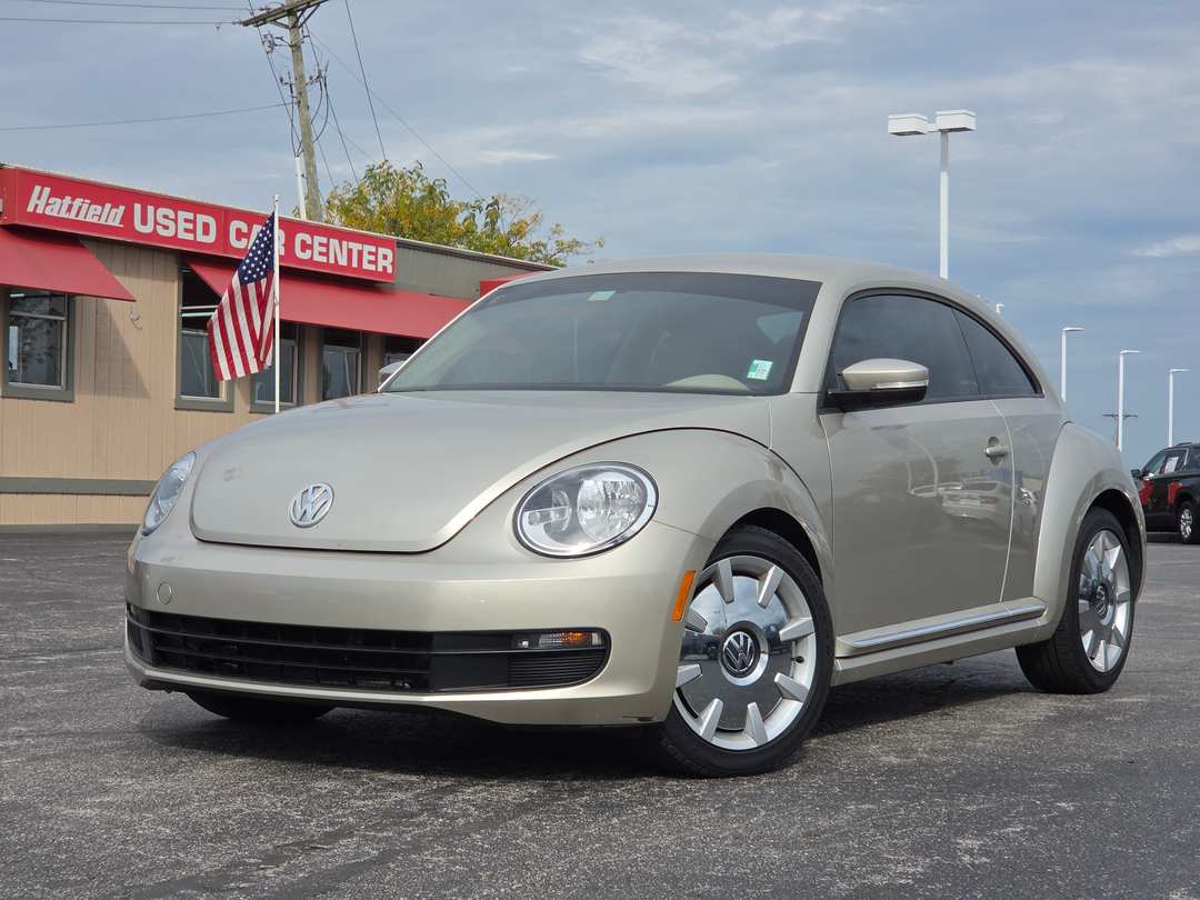 2012 Volkswagen Beetle 2.5L - Image 1